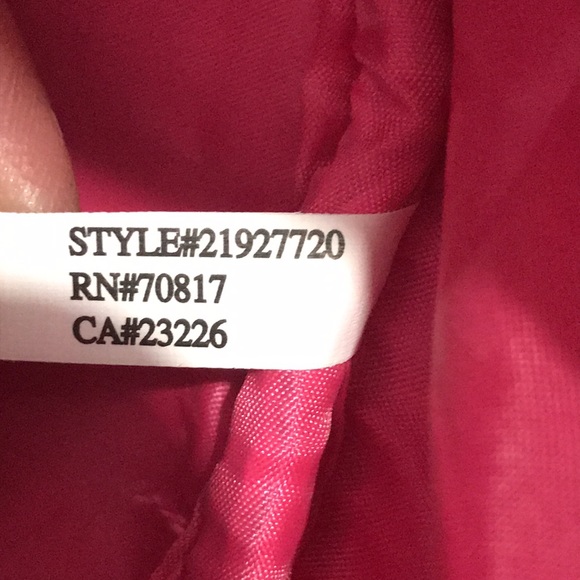 NWOT VS black/white striped pink handles weekender - Picture 14 of 14